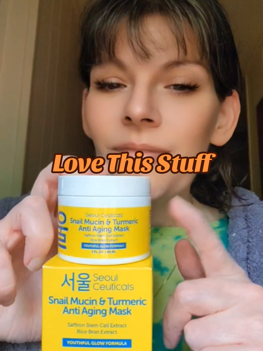 Love This ❤️ #TikTokShop #ttshop #musthaves #paidpartnership #ad #trending #snailmucin #tumeric #antiaging #smooth #skin #skincare #skincareroutine #skincaretips 