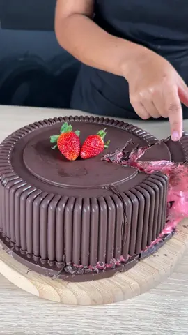 Bombom de morango irresistível e cheio de amor!