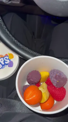 Viral trend fruit ice cream @DanaAljadah.ae #fyp #fruiticecream #viral #uae 