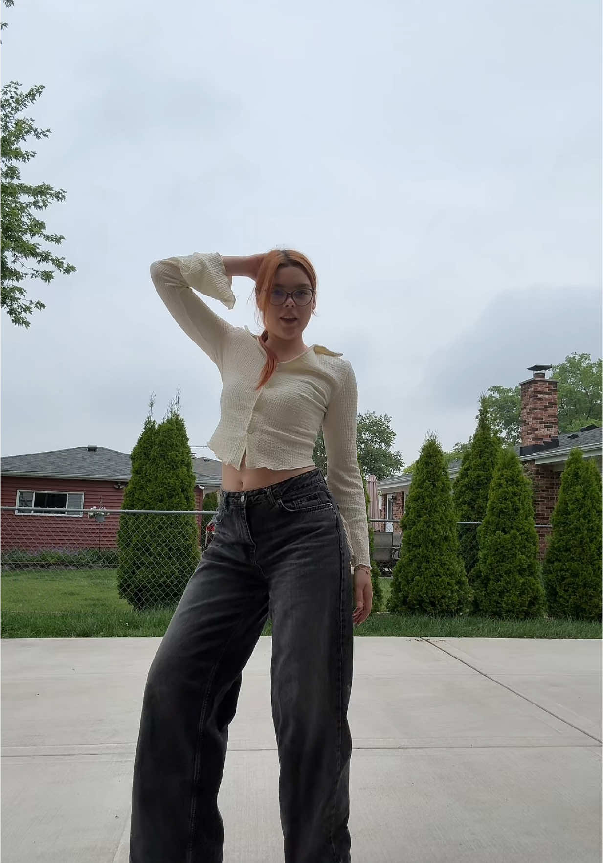 Mmm  #fyp #dance #mmm 