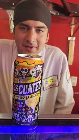 los cuates cóctel con tequila