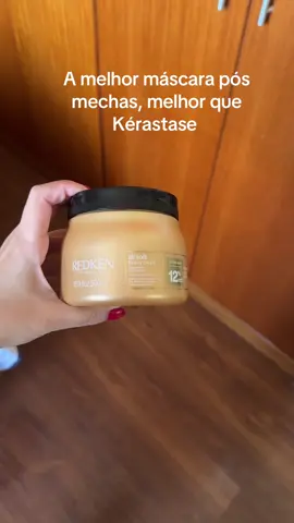 A melhor máscara para pós mechas, a melhor nutrição que temos. #redken #loiro #loirosperfeitos #loirosaudavel 