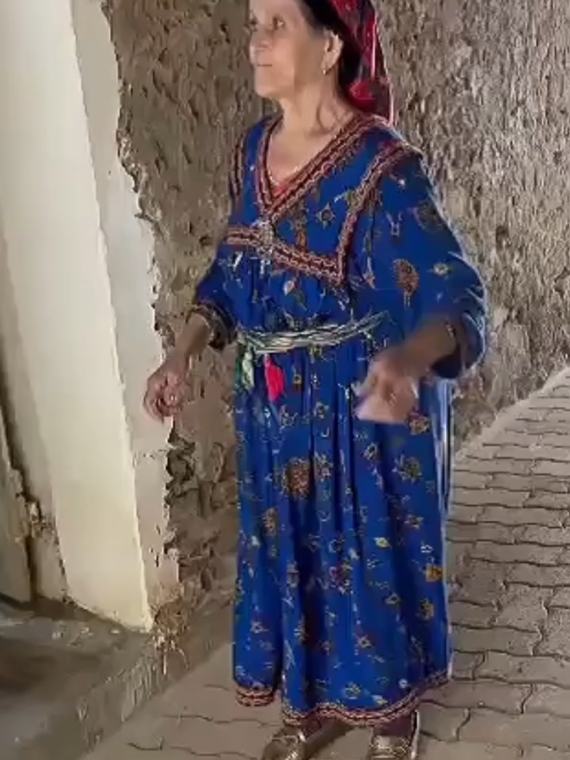 La plus belle danse#f#explore  #vu  folklorique kabyle Danse kabyle#kabylie_kabylia♓♓♓🇩🇿🥺 