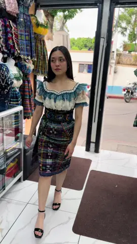 #modafeminina#moda #crucetashermosa#trajedequiche#diseñosdeheydy 