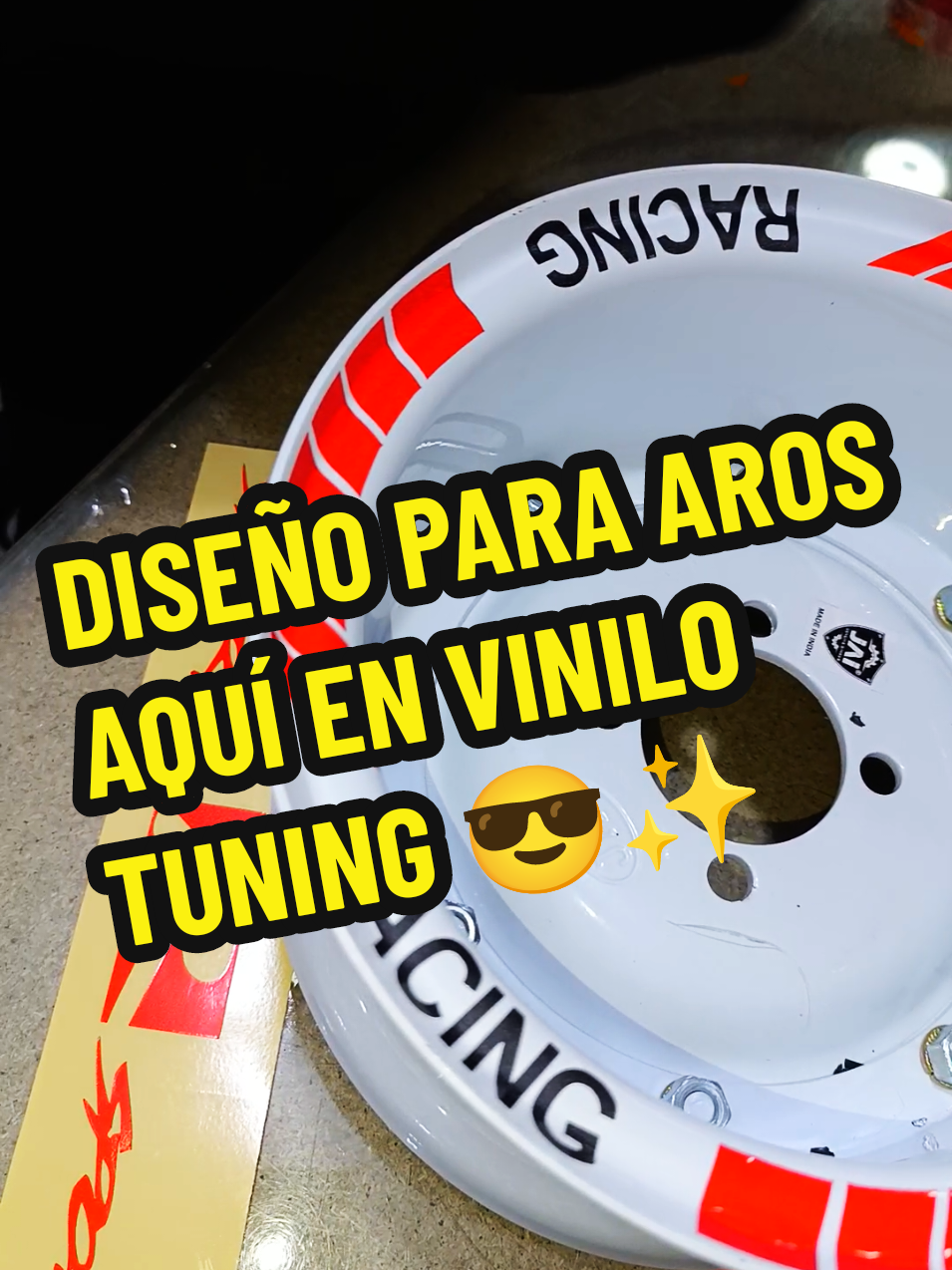 Diseño de aros 🔥✨😎 #diseño #vinil #tuningcar #calcomanias #vinilo 