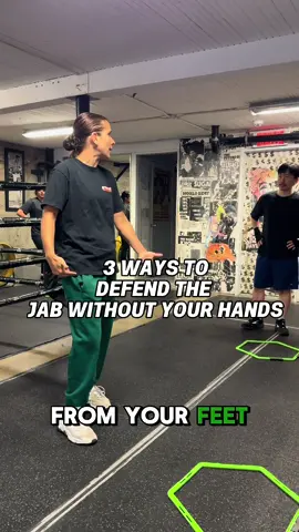 3 ways.. no bruises. #boxingclass #boxingdrills 