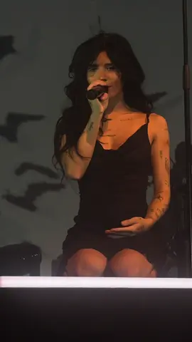 Dying on the inside in cologne 🫶🏻 #nessaabarrett #nessabarrett #concerts #foryoupagе 
