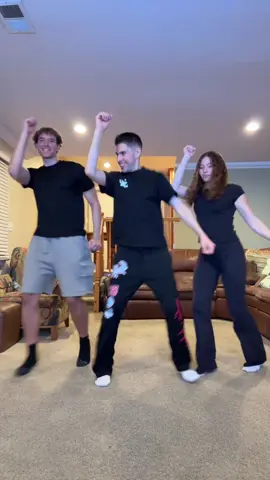 ROCK THAT BODY 🤣🕺🔥 ( @Jada Gomillion & @Evan Gomillion ) #rockthatbody #trend #viral #fyp 