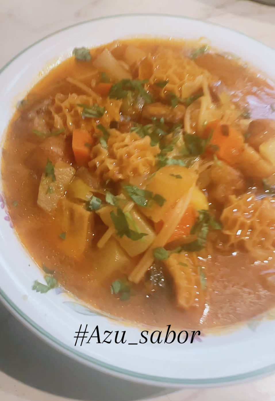 Cazuela 🥘 de mondongo con costilla #ideasparacosinar #azusabor #Azu_sabor #comida #hondureña #🇭🇳 #rico 😋 #parati