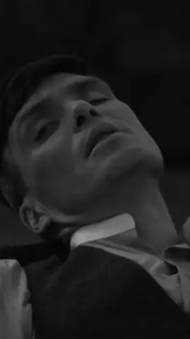 ليتني نمت تلك الليلة الباردة 💔🥀♾️ . . هذه الصفحه صديقة لمن لا صديق له 🖤✨💔✨🤞🏻#الوحيد__💔 