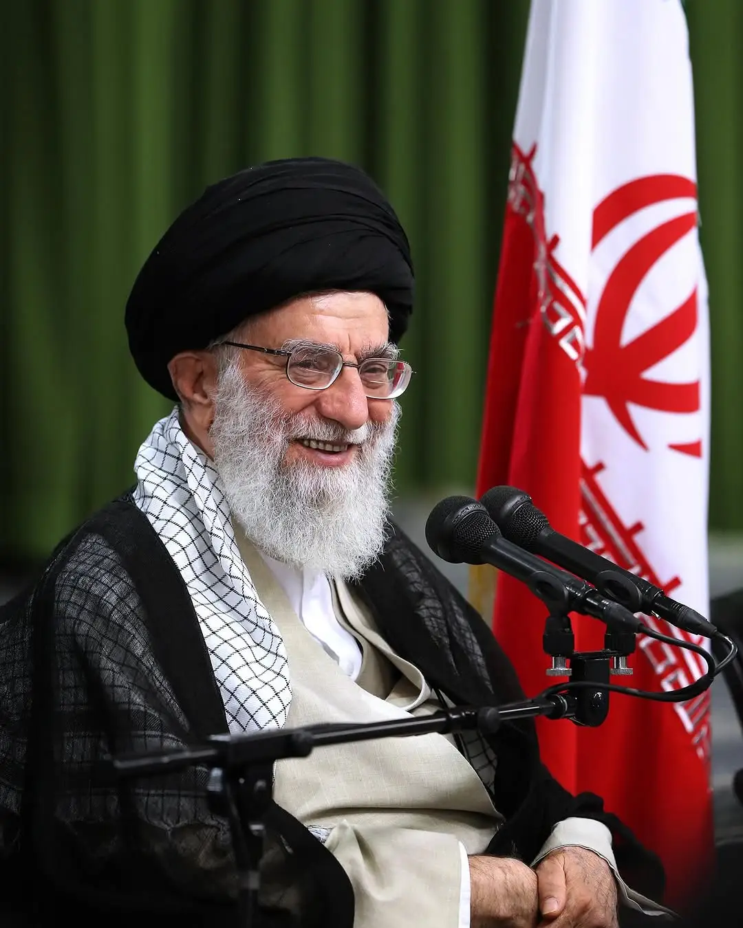 #ايران #ايران_والعراق_لايمكن_الفراق #سيد_علي_السيستاني #سيد_خامنئي #ياعلي #مسلم_ابن_عقيل_ع #الحشدالشعبي #السيد_علي_السيستاني #للهم_صل_وسلم_على_نبينا_محمد💙 #يامحمد #ياقائم_آل_محمد 