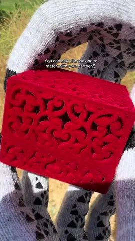 Which one would you choose ?❤️ #boyfriend #girlfriend #rings #relationshipgoals 