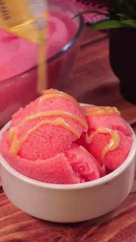 Ya no compro más helado, ahora solo lo preparo así, super fácil de hacer😋 #Receta #recetas #viralfood #FoodTok #EasyRecipes #Tasty #Cooking #HomeCooking #recetasfaciles #cocinando #usa 