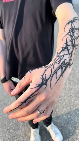 #cybersigilism #aesthetic #neotribal #cybertribal #tattooartist #freehandtattoo #tribaltattoo #forearmtattoo 