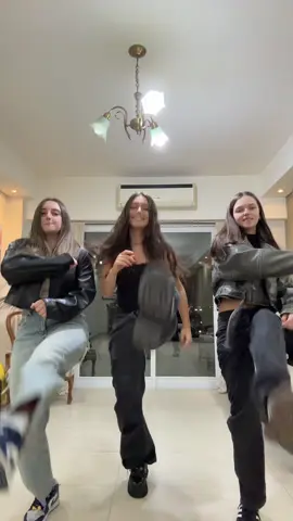 tremendo trend  #trend #oufits #fyp #fypシ゚ #joda #baile #preparty #trendbrasileño 
