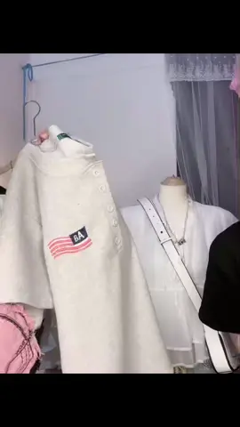 [MỞ BÁN GIẢM 60%] Áo thun babytee Dáng Ngắn Cổ Trụ 5 cúc thêu cờ. #trending #xuhuongtiktok #thinhhanh #xuhuong 