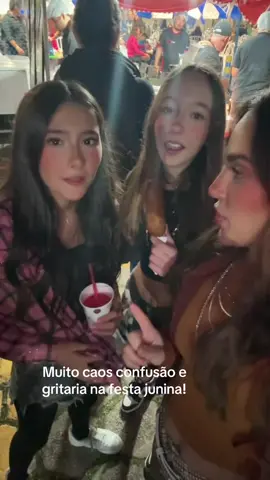 um b.o atrás de outro 🤡 não dá pra colocar com som galera! Iria entregar muita gente 🫠 #maeefilha #maternidade #garotaskiridas 