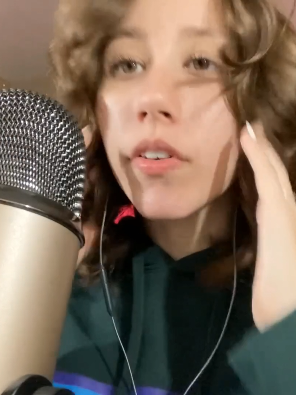 ASMR MOUTH SOUNDS 👅  #asmr #asmrmouthsounds 
