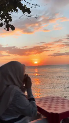 menikmati cantiknya sunrise banyuwangi ✨  #banyuwangi #watudodolbanyuwangi  #CapCut 