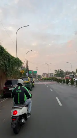 #storywa #ciledug #tangerangkota #kotatangerang #tangerangvibes #brandatiktok #fypシ゚ 