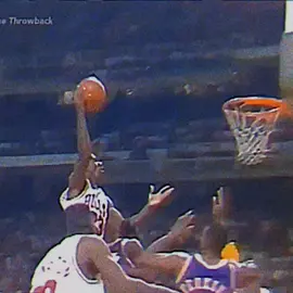 #1991nbafinals #chicagobulls #losangeleslakers #michaeljordan #happenedinthe90s