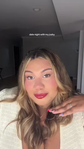 date night 🫶🏼✨ #datenight #makeuptok #makeuptransition #grwm 