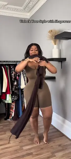 ✨✨✨Shapewear available in size 12-18. Dm or WhatsApp 0545494332☎️