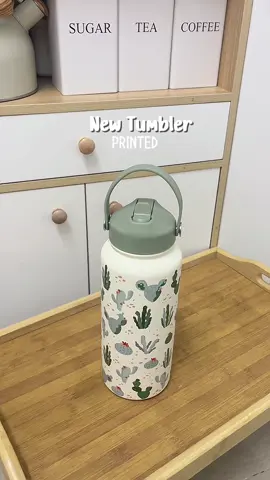Serius tak menyesal beli corak baru tumbler ni lawa dooh 😭 corak ni salah satu best selling jugak tau & cepat sangat sold out . Pergi grab cepat2 !  #tumbler #tumblersoftiktok #tumblerviral 