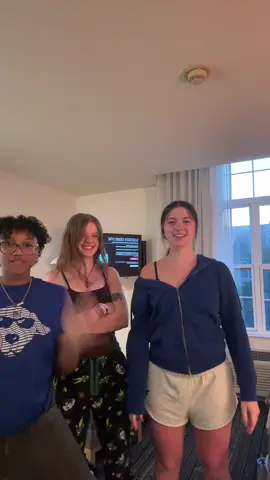 MOVING IN SLOW MO
