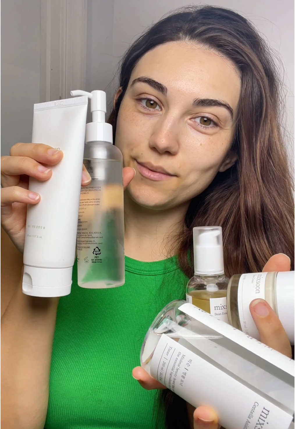 @mixsoon glass skin set bundle #mixsoon #mixsoonbeanessence #koreanskincare #koreanglassskin #kbeauty #tiktokshopcreatorpicks 