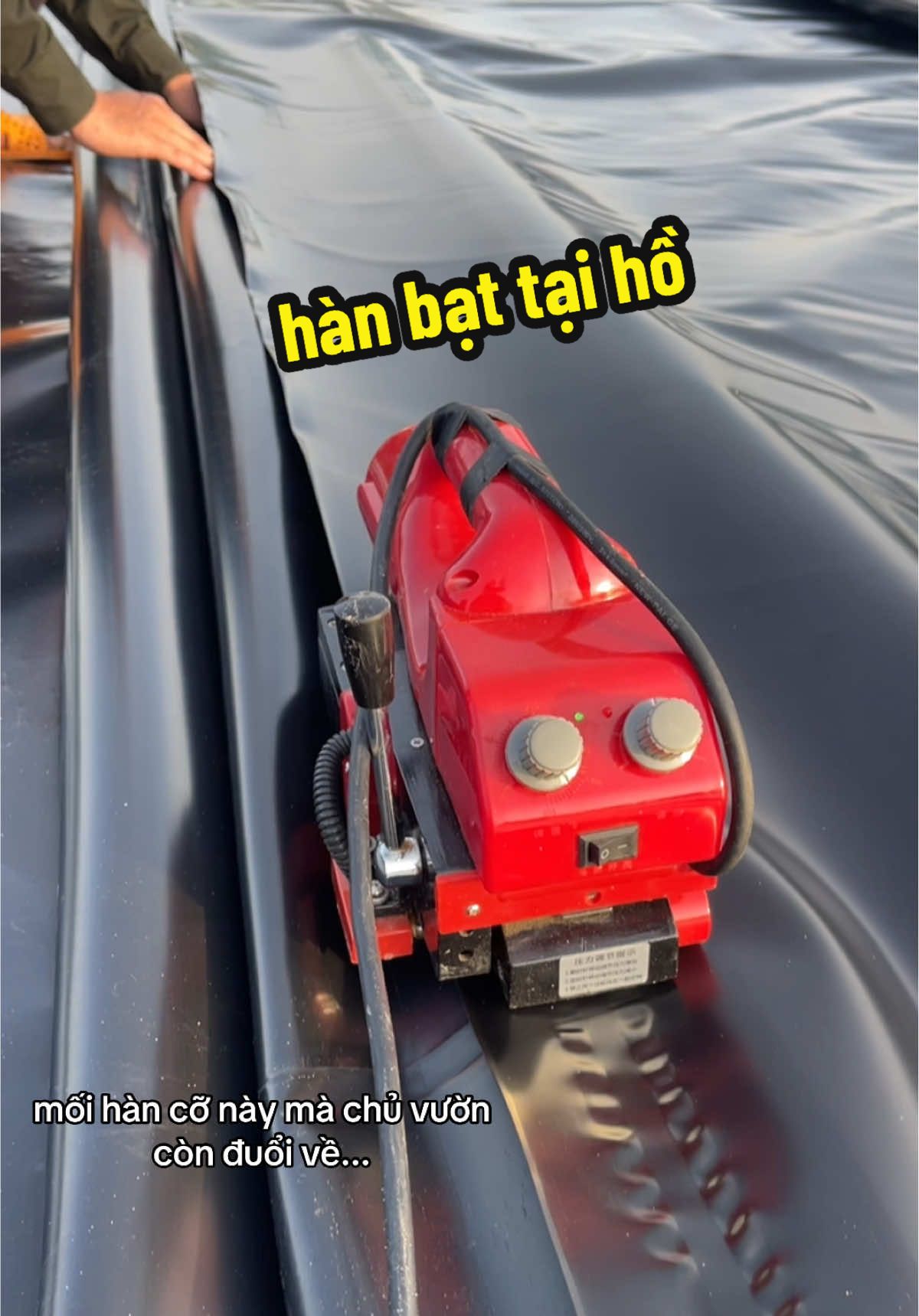 liên hệ em để tư vấn hàn bạt sửa bạt nhé... #hdpe #lotbathdpe #xhhhhhhhhhhhhhhhhhhhhhhh 