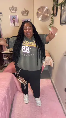 Put it on floor😂🔥😫#plussizeedition 