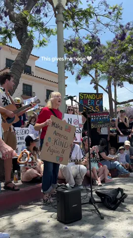 Make America kind again 🤍#nokings #nokingsinamerica #nokingsprotests #la #losangeles #democracy #peacefulprotest 