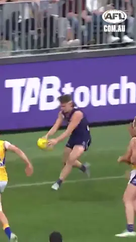 Caleb Serong on his Goal of the Year in 2021. Serong, So Right ⚓️ #afl #freodockers #footy @Fremantle Dockers 