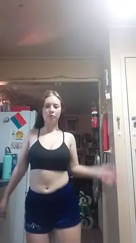 DC:@hopeydopey_o  lovely dance beautiful girl. people Try it out and tag her in it xx