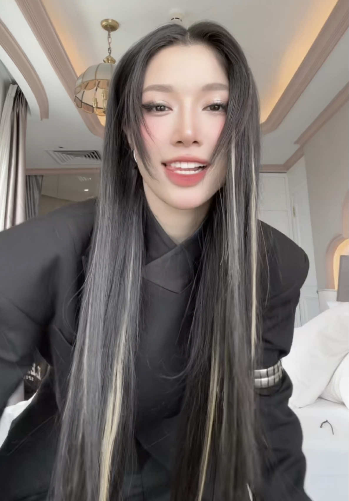 🖤 #LyHan #EmxinhLyHan #EmXinhSayHi #EmXinh #EXSH 