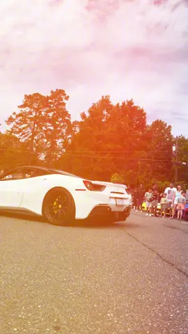 Why does TikTok always ruin my quality 💔💔🫩#ferrari #458 #supercar #cars #carmeet #fypシ゚viral #carspotting 