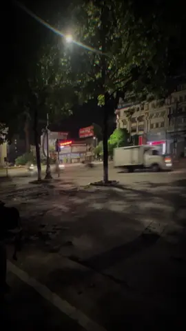 Ngày hôm qua em thấy Wawe Cam là ai đấy...? #tongthongberlin 