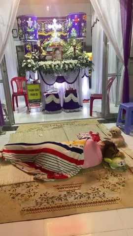Nếu cảm xúc diễn tả được bằng lời nói thì t đã k gượng cười trong nước mắt 