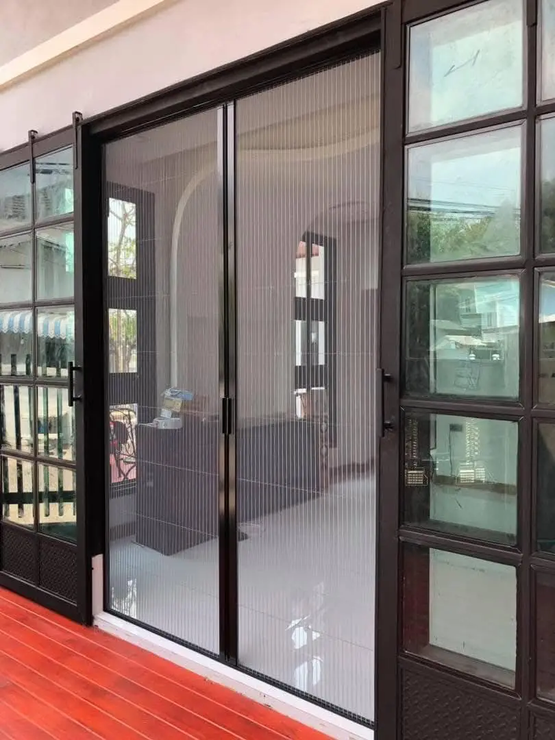 #มุ้งกันยุง  #มุ้งจีบบุรีรัมย์  มุ้งจีบบุรีรัมย์ #มุ้งจีบคุณภาพ  0800568862 ช่างธนา มุ้งพับจีบ มุ้งกันยุงกันแมลง แบบใหม่ ที่ใครๆก็นิยมใช้ แบบไม่ตกยุค‼️ --------------------------------------- 🔹งานมุ้งป้องกันยุงกันแมลงและสัตว์เลื้อยคลานโดยเฉพาะ 🔹ใช้งานเลื่อนซ้ายขวา ไม่ต้องสวิง 🔹ติดได้ทั้ง วงกบปูน,ไม้,UPVC,อลูมินั่มฯ 🔹ไม่มีตกรางเหมือนมุ้งทั่วๆไป 🔹ติดได้แม้หน้างานไม่มีรางมุ้งรองรับ 🔹ผ้ามุ้งไม่เก็บฝุ่นมีความเหนียวและยืดหยุ่น 🔹ผ้ามุ้งเป็นรูตาข่าย อากาศถ่ายเทสะดวก 🔹ไม่บดบังวิว และทัศนียภาพทั้งภายนอกและภายในบ้าน 🔹กรองฝุ่น และกรองแสงได้ถึง 40% 🔹ประหยัดแอร์ และทำให้บ้านสวยหรูขึ้นไปอีกระดับ ทางร้านบริการวัดไซน์ประเมินราคาฟรี ในเขตบริการ พร้อมนำตัวอย่างงานเข้าแนะนำถึงบ้าน ขอขอบคุณลูกค้า ที่ไว้วางใจเลือกใช้บริการจากมุ้งจีบอีสาน มุ้งจีบบุรีรัมย์ ครับ อย่าเพิ่งติดมุ้งจากร้านอื่นถ้ายังไม่รู้จักร้านเราครับ สนใจเพิ่มเติม โทร : 0800568862 ช่างธนายินดีให้บริการ ดูผลงานเพิ่มเติม