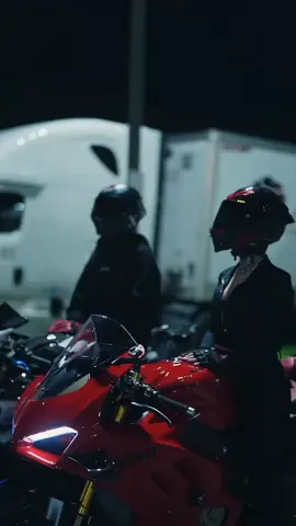 #explorepage✨ #mirna💞💕 #Ducati #bikgirl🔥 #motocrossgirl #latinostiktok #loveyou# #🇺🇸🇲🇽 #latinostiktok🔥 #bwm🇩🇪 #bikers #explorepage✨ 