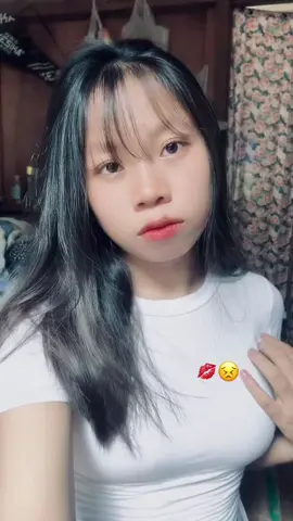 ကိုယ်လှအောင်နေမယ်ကိုယ်ရှေ့ရေးတွက်ကြိုးစားမယ်သလောက်ပါပဲ😞🧡#f #fyp #fyppppppppppppppppppppppp #foryou #like #foryoupage #fypage #funny #single #မြင်ပါများပီးချစ်ကျွမ်းဝင်အောင်လို့🤒🖤 #single 
