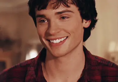 #CLANA • ugh they were so cute in s1 😩 #fyp #smallville #clanaedit #clarkkent #smallvilleedit #smallvillelanalang #lanasmallville #krsitinkreuk #tomwelling 