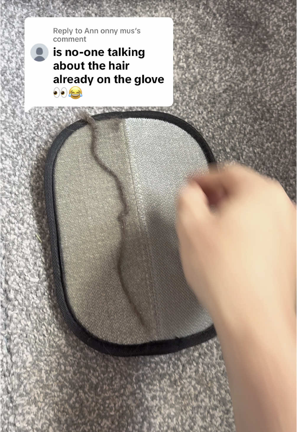 Replying to @Ann onny mus Remove pet hair from any furniture items easy peasy #pethairremoval #pet #pethair #CleanTok #fyp #tiktokmademebuyit #petproducts #pethairremover #petlovers 