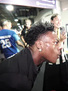 When IShowSpeed ​​​​​​​​​​​​​​​​​​​Meets Messi & Ronaldo 😂🥶 #moments #viralditiktok #viral_video #fyp