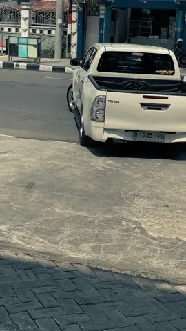 Hallo #hilux #hilux4x4 #thailand🇹🇭 #thailandstyle 