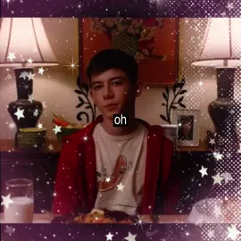 dia post??? fuck yeah #dinnerinamerica #dinnerinamericafilm #simondinnerinamerica #kylegallner #kylegallneredit #dinnerinamericaedit 