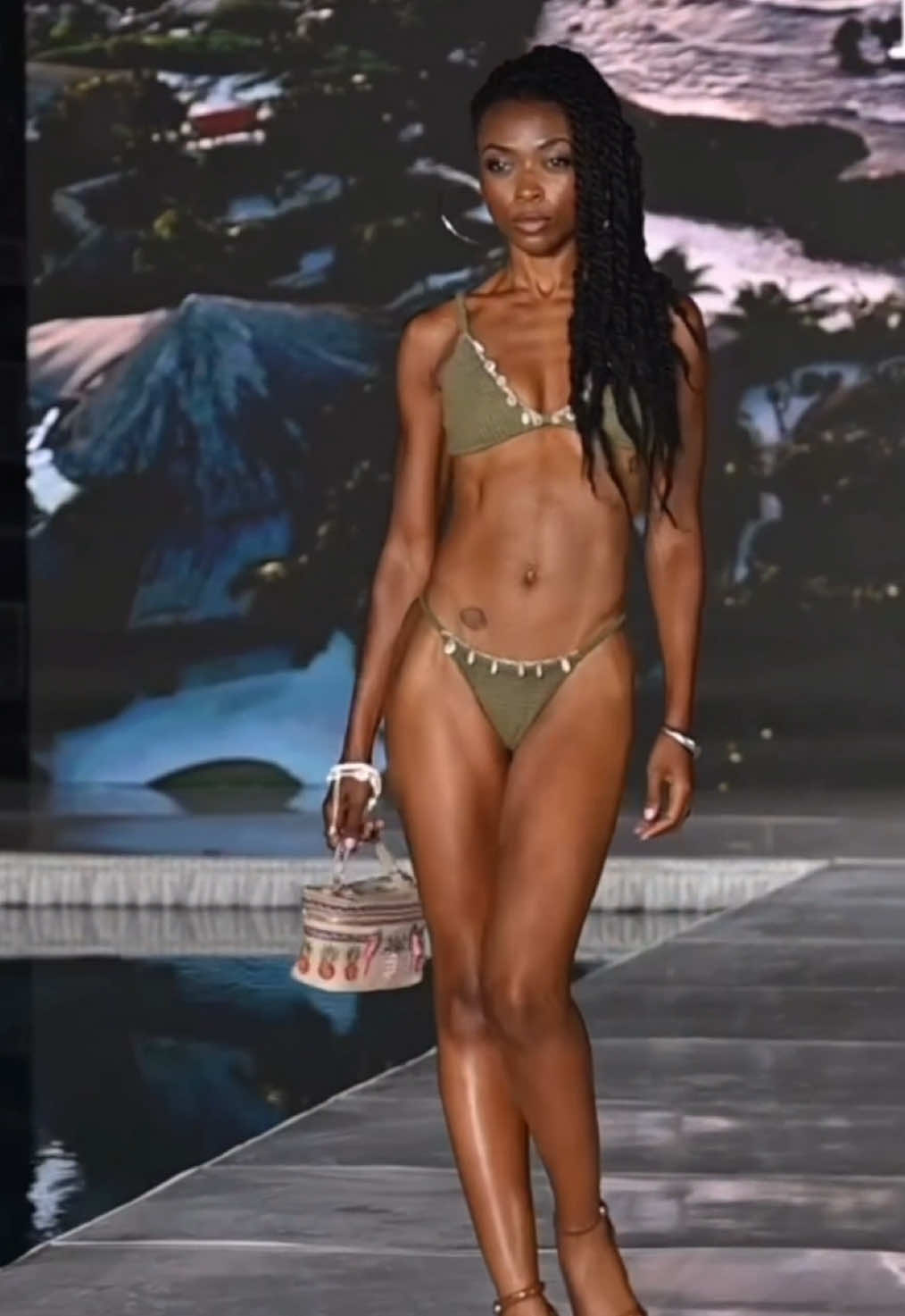 Rest in your Queenness. Don’t rush. Don’t chase. Just quietly command the room. 👑 