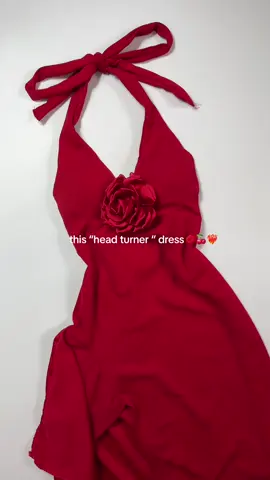 finally found another head turner dress🍷 ₱197 lang to mga sis‼️ #dress #dresses #longdress #dresswithslit #padded #paddeddress #halter 