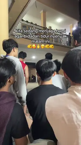 kamu tidur aja yang nyenyak ya